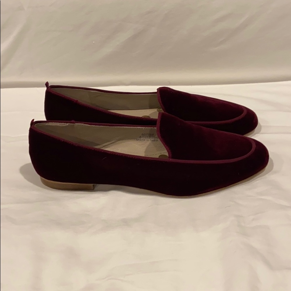Boden velvet burgundy loafers